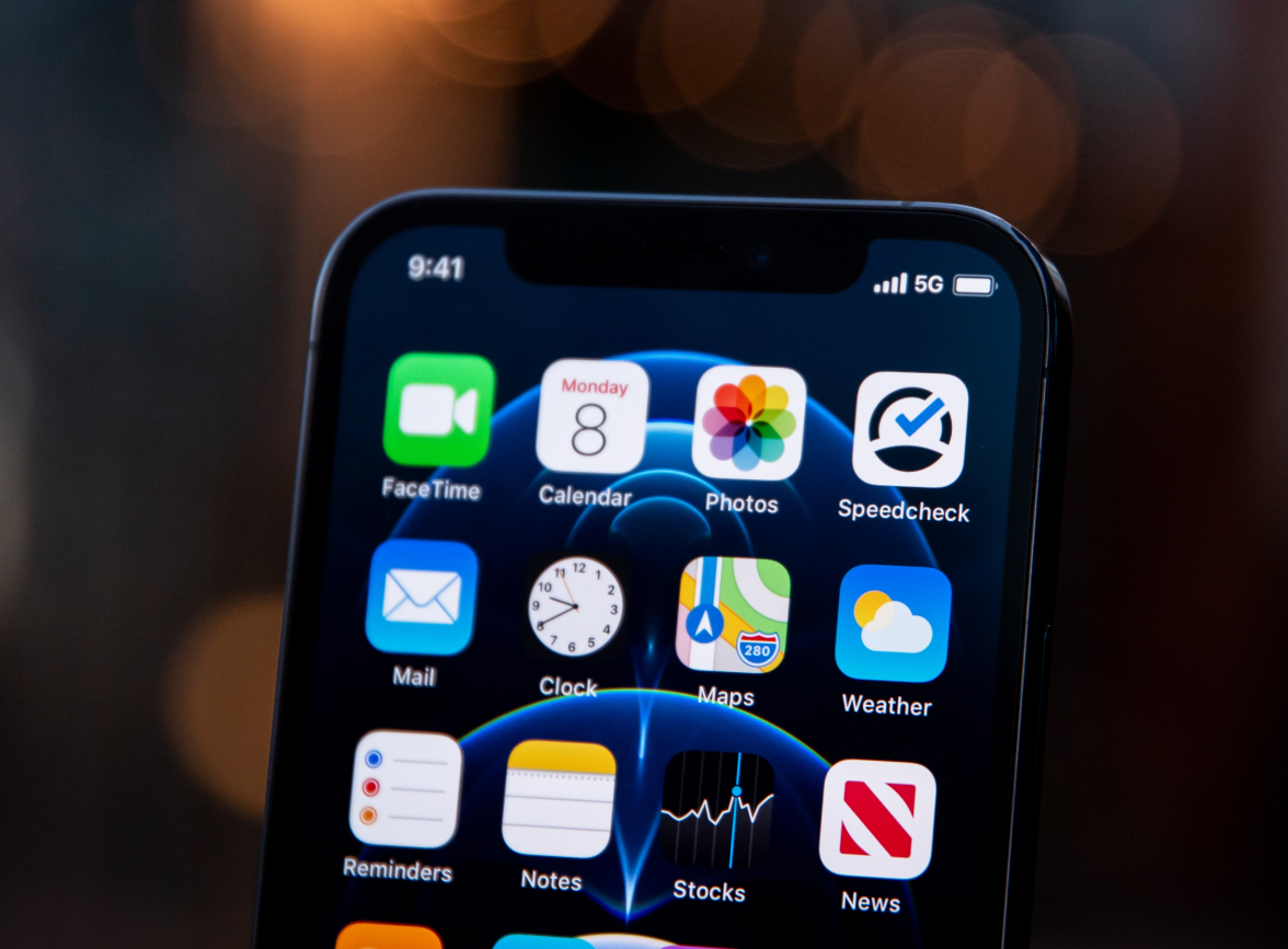 庆安苹果手机维修分享为什么 iPhone 12 在冬季会自动关机 